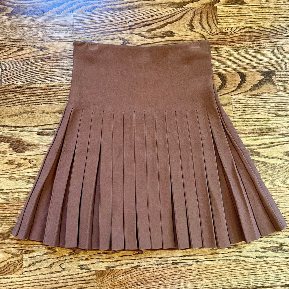 Aleeza Paris Charlotte Skirt Women's XS Cocoa Brown NWT Pleated Mini High‎ Waist